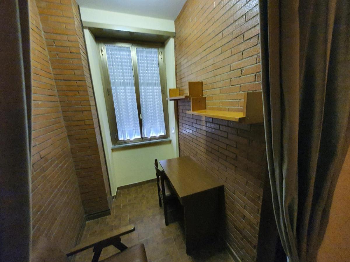 Suore Concezioniste Missionarie - Carmen Salles Roma Bed & Breakfast Exterior photo